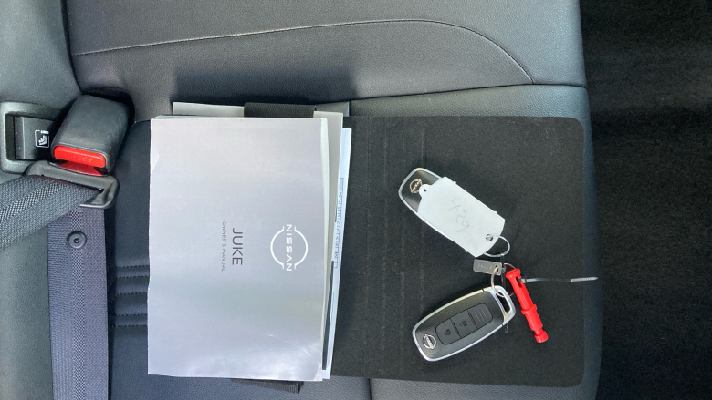 Nissan Juke 1.0 DiG-T 114 Tekna 5dr DCT Petrol Hatchback